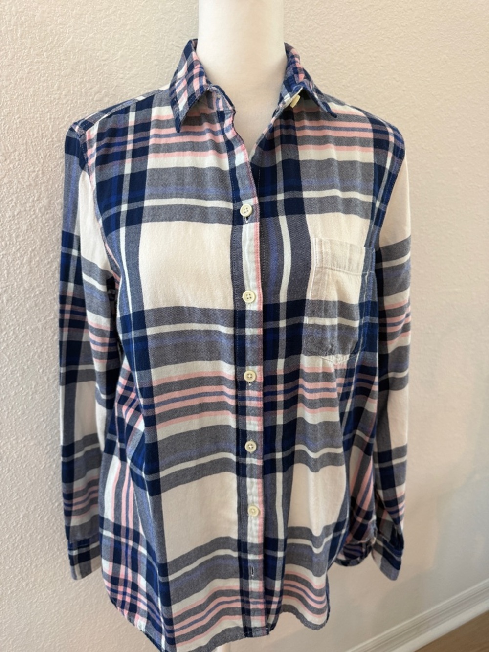 Old Navy Blue White and Pink Plaid Button-Down Shirt